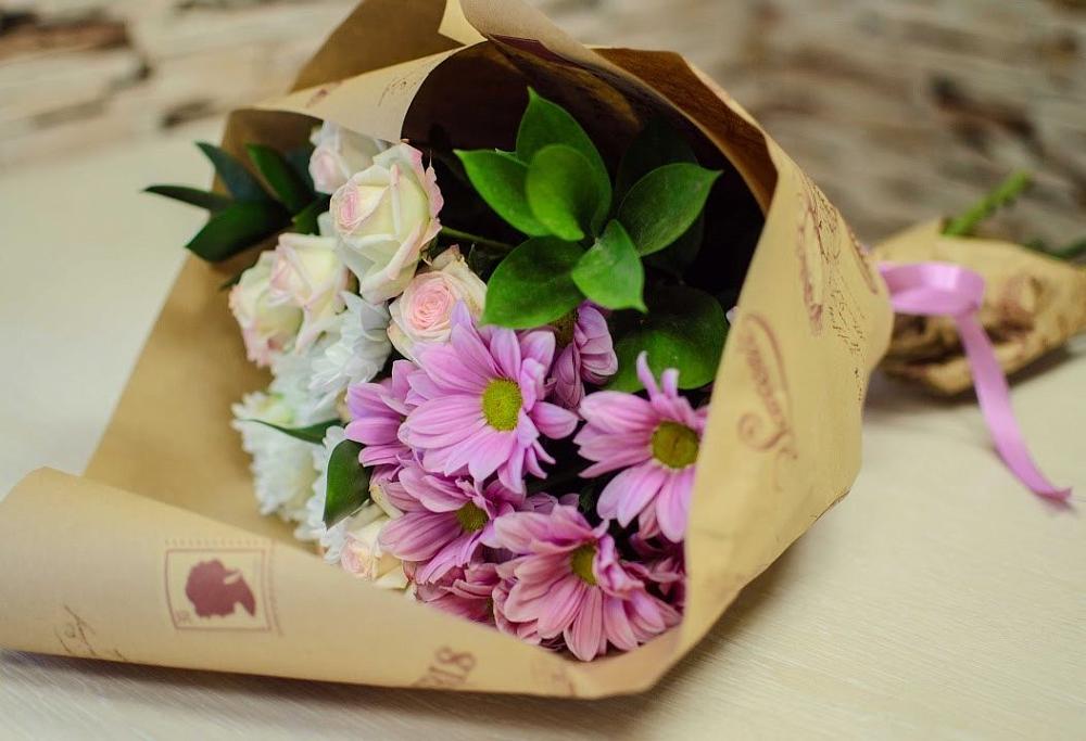 Букет цветов из: Розы и Хризантемы в Какашуре