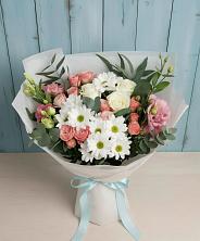 Букет цветов из:  Розы, Лизиантусы и Хризантемы в Какашуре