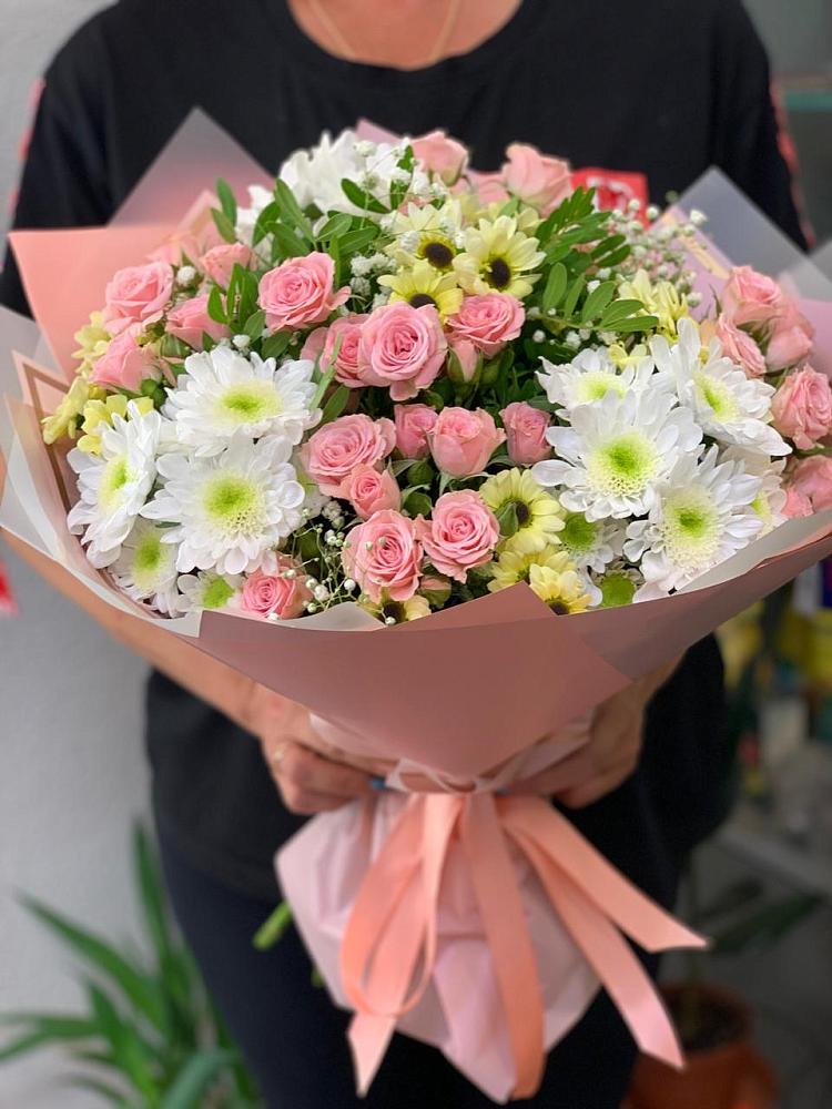 Букет цветов из: Розы и Хризантемы в Какашуре