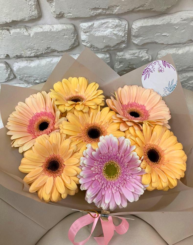 Букет цветов из: Герберы в Какашуре