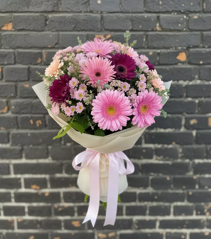 Букет цветов из: Герберы и Хризантемы в Какашуре