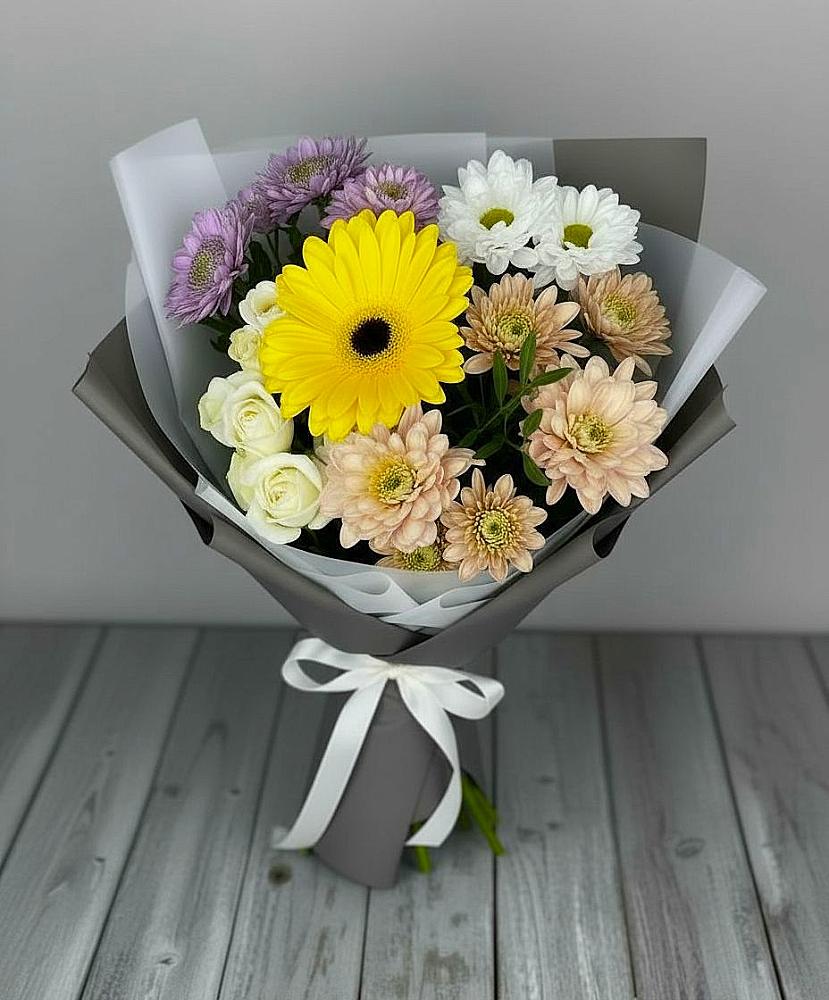 Букет цветов из: Розы, Герберы и Хризантемы в Какашуре