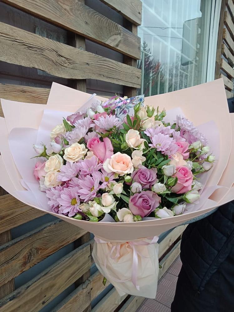 Букет цветов из: Розы и Хризантемы в Какашуре