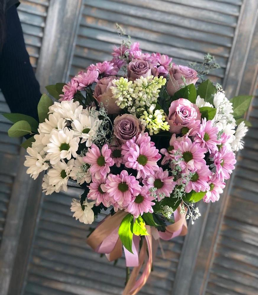 Букет цветов из: Хризантемы и Розы в Какашуре