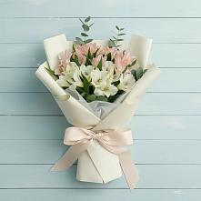 Букет цветов из:  Альстромерии в Какашуре