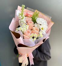 Букет цветов из:  Хризантемы и Розы в Какашуре