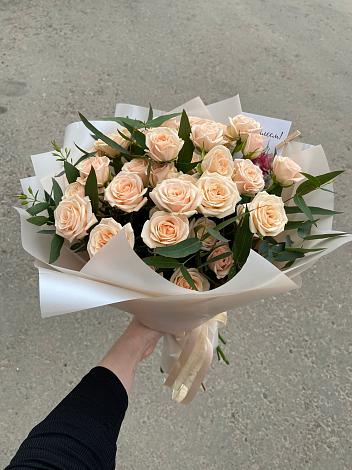 Букет Кремовые розы Латте в Какашуре