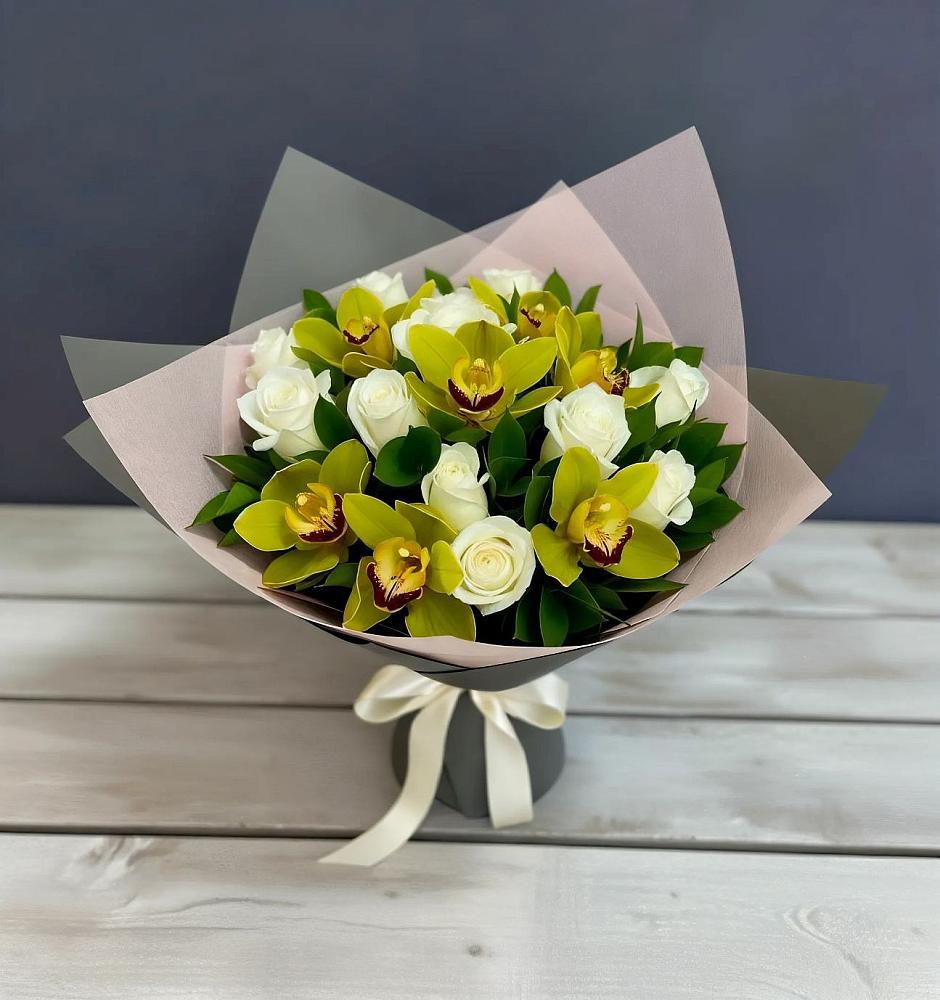 Букет цветов из: Орхидеи и Розы в Какашуре