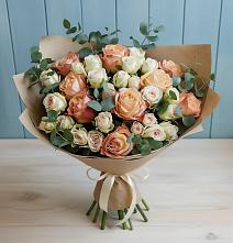 Букет цветов из:  Альстромерии и Розы в Какашуре