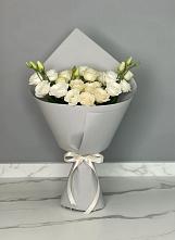 Букет цветов из:  Розы и Лизиантусы в Какашуре